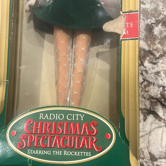 Radio City Rockette Doll Christmas Spectacular Green Holly Costume RARE VTG - Picture 3 of 13